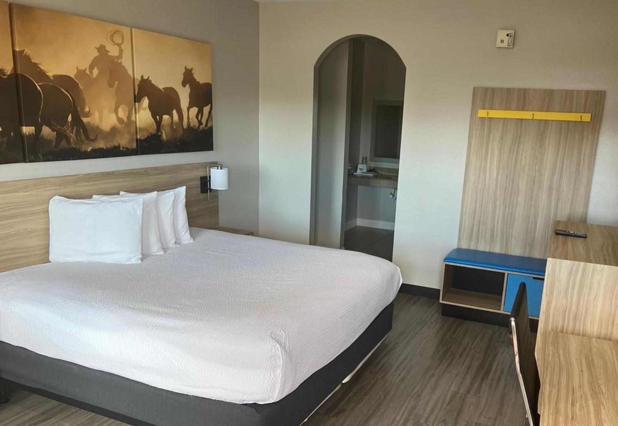 Days Inn By Wyndham Humble/Houston Intercontinental Airport Екстериор снимка